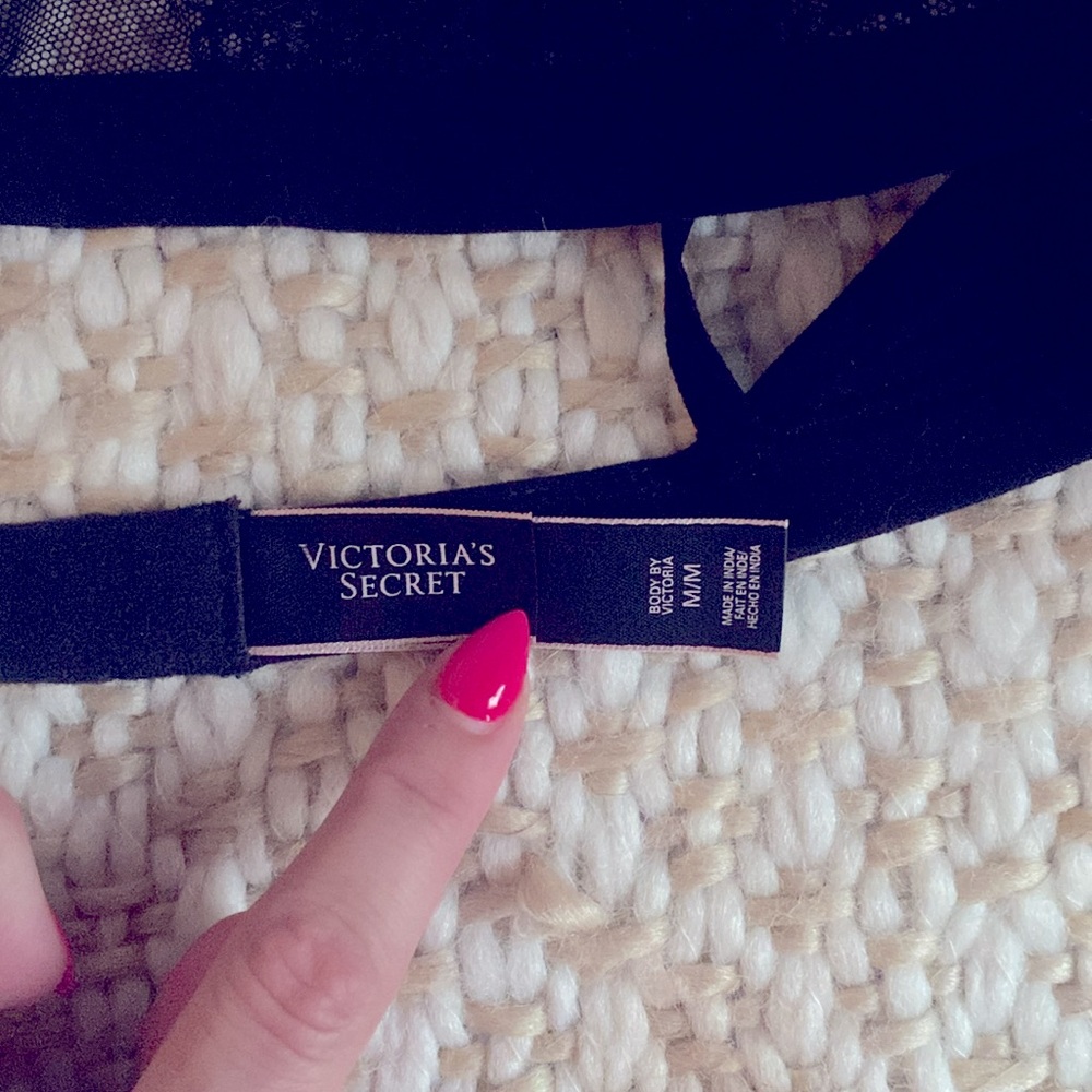 Victorias Secret Lace Bralette - Picture 4 of 4